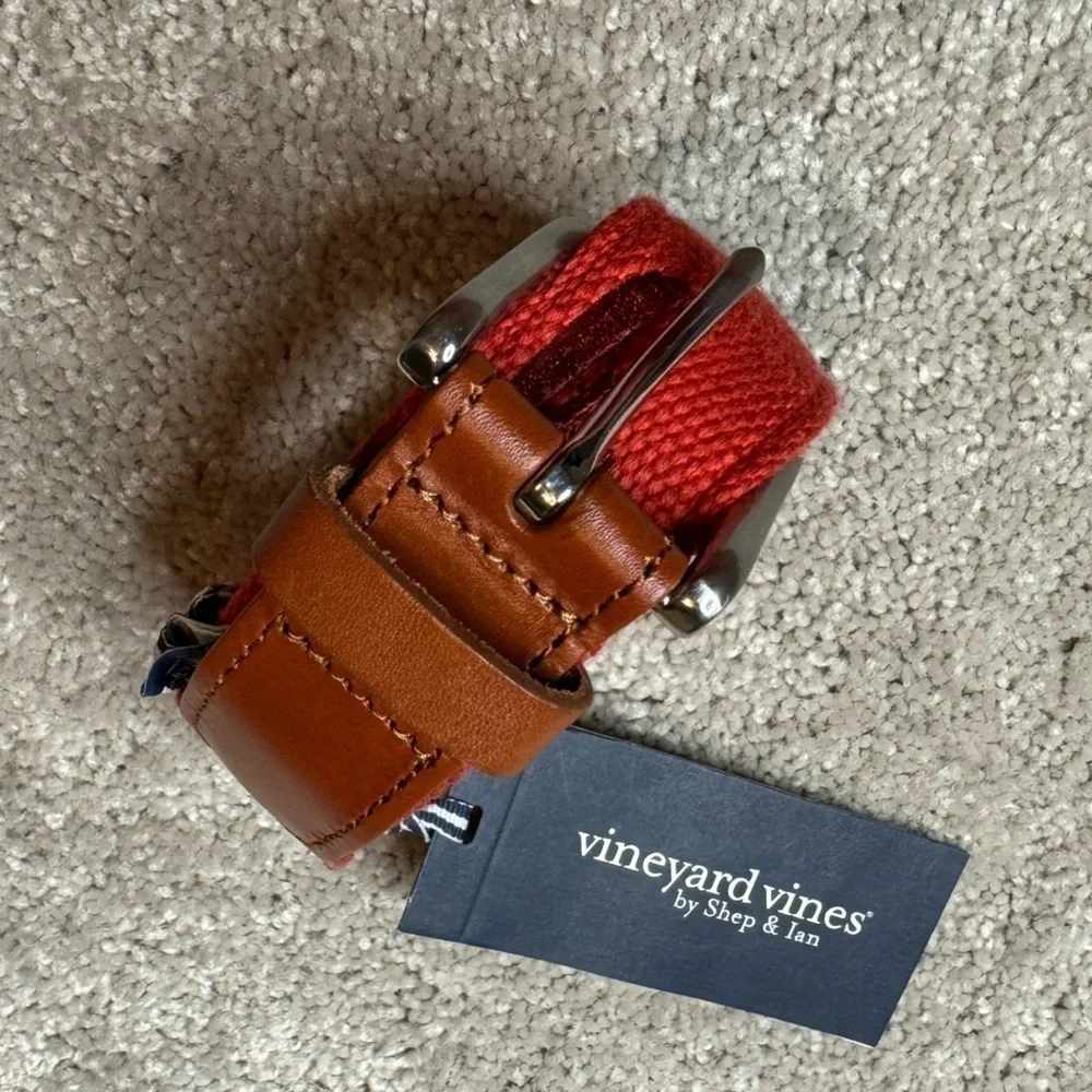 NWT Vineyard Vines Men's Red Canvas Club Belt Red Nautical $68 Sz 32 or 36 or 38